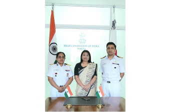 High Commissioner met Cdr Prashant Bhatt, Indian Navy & Cmdt Asha Dahiya, Indian Coast Guard.